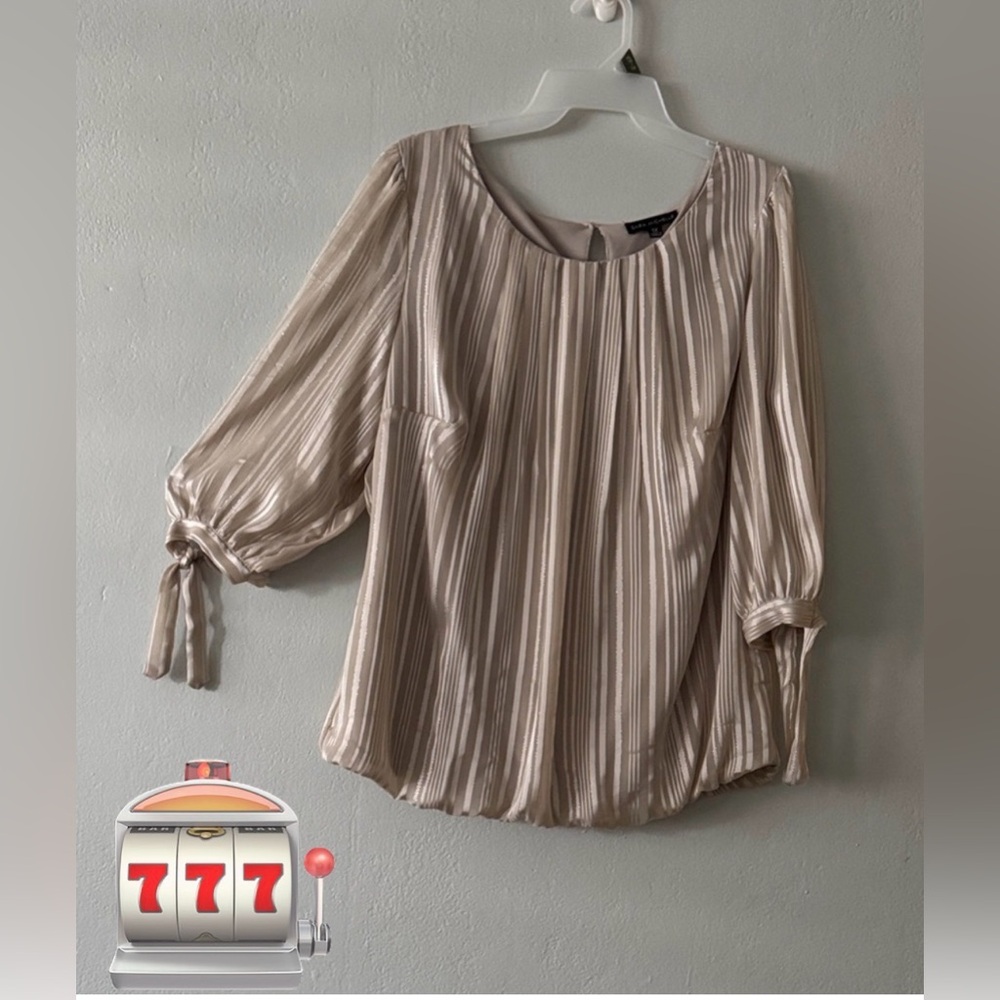 Sara Michelle Cream Pleated Blouse with Tie Sleeves